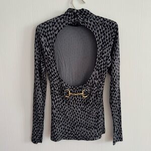 Moda International Top